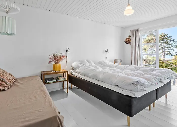 2 Bedroom Stunning In بيت للعطل Ølsted